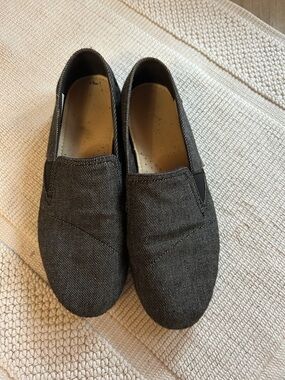 Women’s Toms Gray Canvas Slip-On Loafers